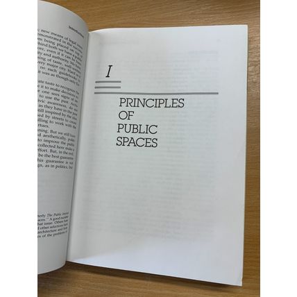 1987 "THE PUBLIC FACE OF ARCHITECTURE" ILLUSTRATED USA 1.3kg HARDBACK BOOK (P7)