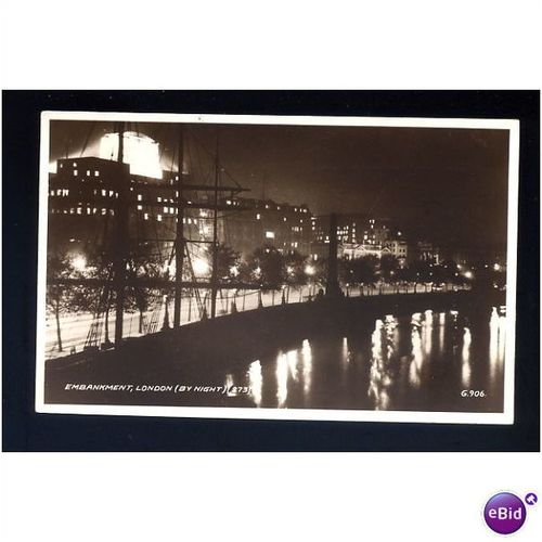 LONDON Embankment Night Postcard by Valentine (G.906)