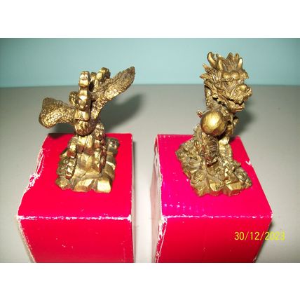 Pair of Asian (Chinese) Figurines. New
