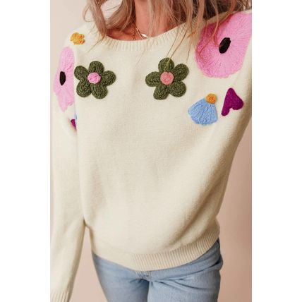 Beige Knitted Flower Pattern Ribbed Edge Sweater