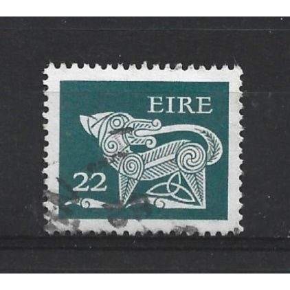 Ireland.SG480 22p Stylized Dog (brooch) (Green).Fine Used.July23a