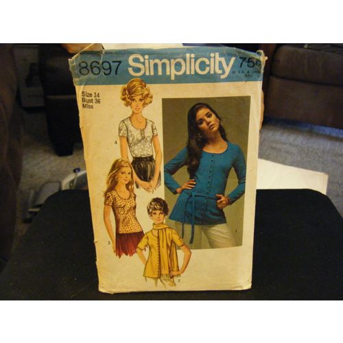 Simplicity 8697 Misses Blouse in 2 Lengths & Scarf Pattern - Size 14 Bust 36