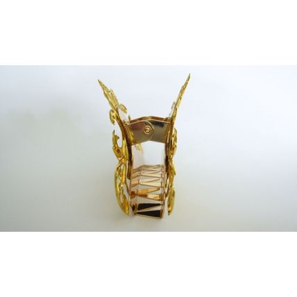 Medium bright gold triangle metal victorian style filigree hair claw clip fine