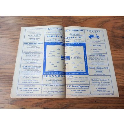 1962/63 Romford vs Wisbech Town - Southern League ** FREE P&P **