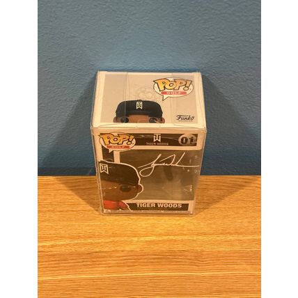 Funko Pop! Golf - Tiger Woods #01 Facsimile Laser Autographed (Box & Protector)