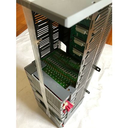 ALLEN BRADLEY 1746-a10,1746-p2 SLC-500,1746-P2,5/01 CPU,TRIACI/O'S,1747-L511,Ch
