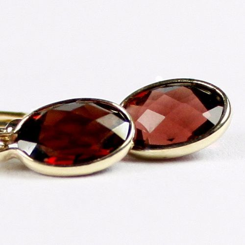 Mozambique Garnet, 14K Gold Leverback Earrings, E001