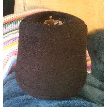 Large cone thin black yarn
