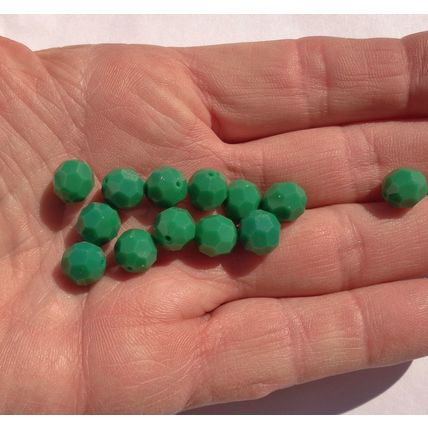12 Czech Green Faceted Round Glass Beads 8mm Opaque Vintage Jewelry Making bd112