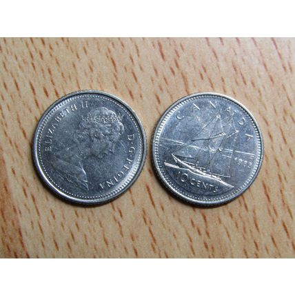 1983 Queen Elizabeth ll 10 Cents Canada Coin