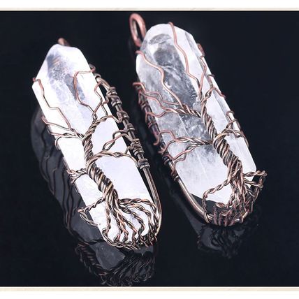 Amorphous Natural Crystal Pendant Necklace – Irregular White Crystal with Plated