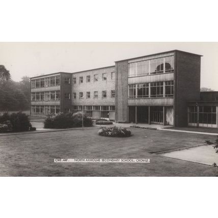 North Axholme Secondary School Crowlie Lincolnshire Postcard