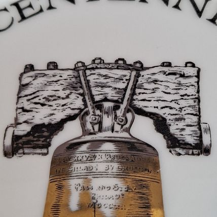 BICENTENNIAL Collectors PLATE 1776-1976 Liberty Bell In God We Trust USA Gold Tr