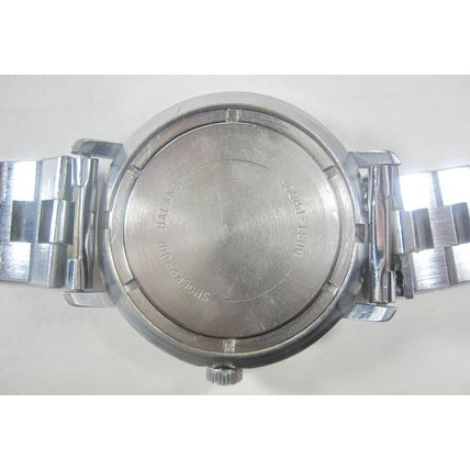Vintage VOSTOK Military Style 17j Wristwatch 2409A USSR Soviet watch 1970's