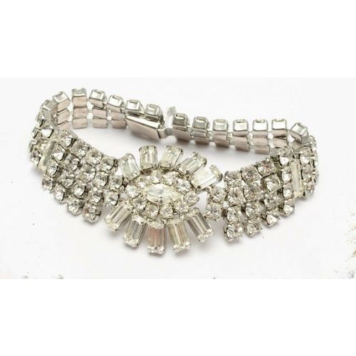 Weiss Flower Marquise and Round Cut Clear Rhinestone Bracelet Signed Vintage