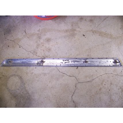 1967 CHRYSLER NEWPORT CUSTOM 2 DR FAST TOP PS QUARTER PANEL TRIM #2783560