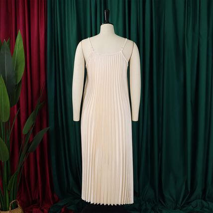 Women's summer new halter pleated sexy fashion A-line skirt dress