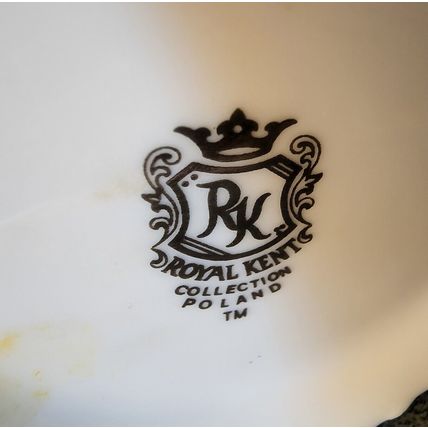 Royal Kent Collection Poland White With Gold & Floral Roses Design China Tea Pot