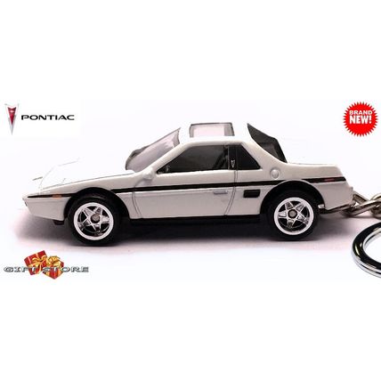 VERY RARE KEYCHAIN 84/88 WHITE PONTIAC FIERO 2M4 CUSTOM