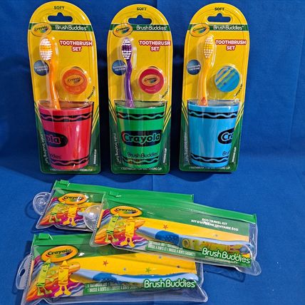 New Lot 6 CRAYOLA TOOTHBRUSH SET Brush Buddies Rinsing Cup Cap & Xtra Travel Kit
