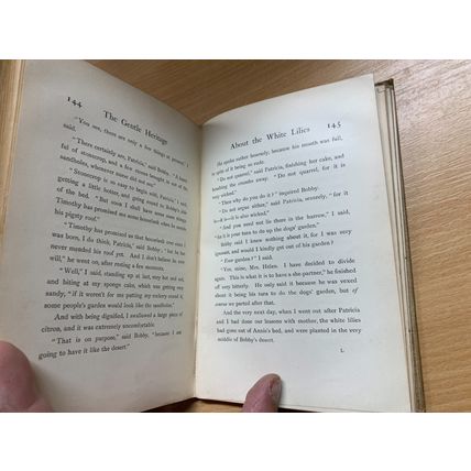 1893 FRANCES E CROMPTON "THE GENTLE HERITAGE" PYM ILLUSTRATED HARDBACK BOOK (P4)