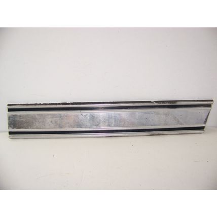 1977 DODGE TRUCK POWER WAGON BODY SIDE TRIM OEM LH CAB > REAR WHEEL SWB