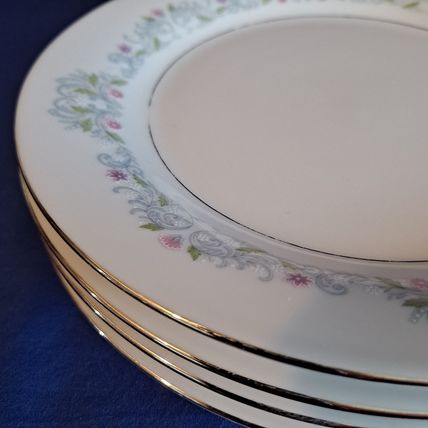Vintage Lot 4 Crown Ming Fine China WINDSOR SALAD PLATES Jiang Shiang 7 1/2"