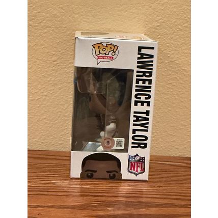 Funko Pop! Lawrence Taylor #79 Signed Beckett Limited Figure (With Protector)