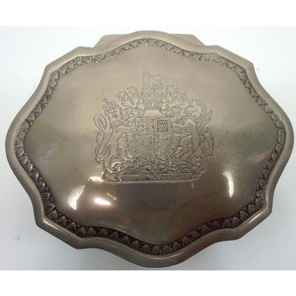 VINTAGE Dieu et Mon Droit British Royal Crest Silver Plated Jewelry Box Lion Ft