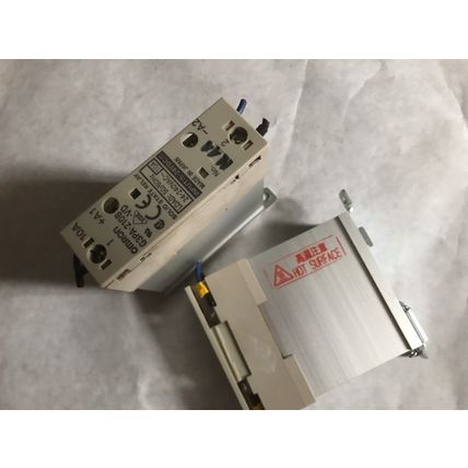 LOT 2 OMRON G3PA-210B-VD,OMRON G3PA-210B,AM