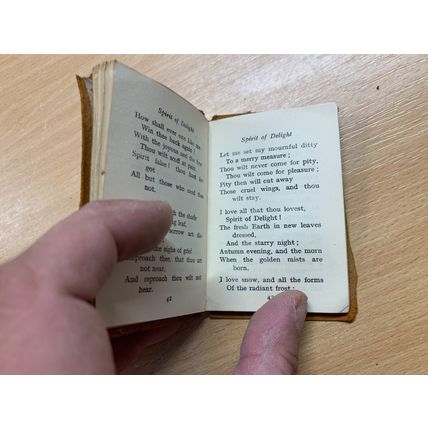 RARE* c1920s ALICE MEYNELL "THE SCHOOL OF POETRY" MINIATURE LEATHER BOOK (LL)