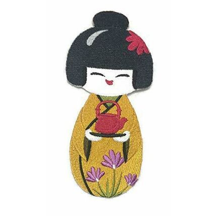 Kokeshi and Tea Embroidery Iron On/Sew Patch [6.16" x 4.4"]