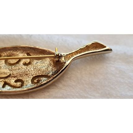 Vintage Roman Rhinestone Gold Tone Brooch