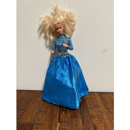 Barbie Fashion Avenue Evening Wear Blue Sequin Gown 20631