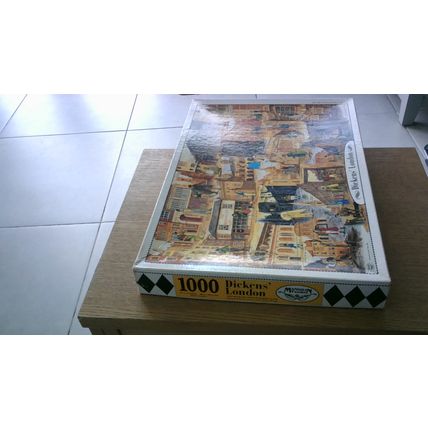 Dickens' London Jigsaw Puzzle (1000 Piece - 2 MISSING) Mandolin Puzzles (1990)