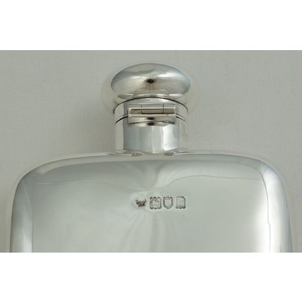 BIG Antique Silver Gilt Pocket Flask, London 1905, holds 300ml, 258g.