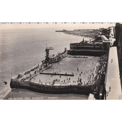 EC813 RAMSGATE -THE BATHING POOL .R/P POSTCARD