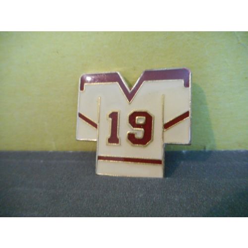 Sports Jersey Lapel Pin,#19,Hockey