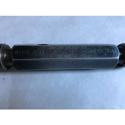 GO THREAD & PLUG GAUGE ALAMEDA 15/16-18 NS-2B GO PD .9014 NO GO PD .9063,SB