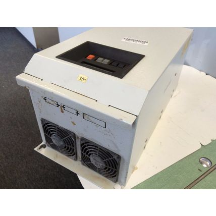 GETRIEBEBAU NORDAC SK10000/3 AC DRIVE,3-PH,0-380/415V,76100005, 16.0A,Ez