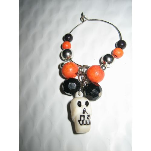 Ladies Halloween Wire Hoop w/Beads & Skeleton Head Earrings