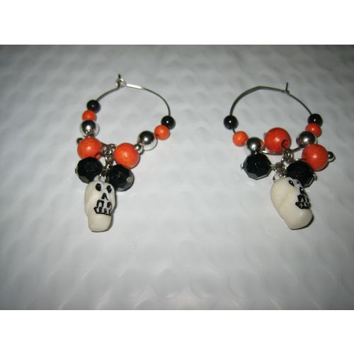 Ladies Halloween Wire Hoop w/Beads & Skeleton Head Earrings