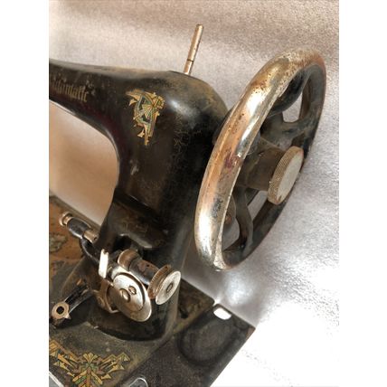 Vintage Treadle Sewing Machine Steampunk Repurpose Project Decoration Antique