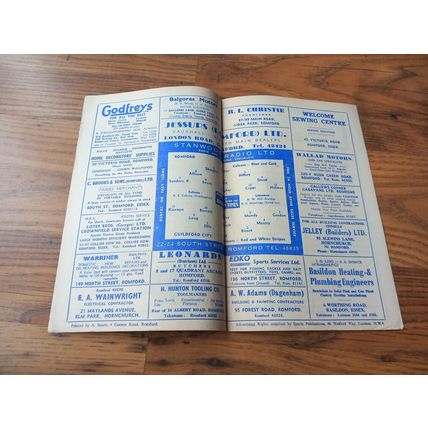 1961/62 Romford vs Guildford City - Southern League ** FREE P&P **