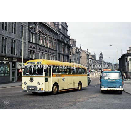 Aberdeen Guild Street 1973, Ford Lorry & Northern Bus, Large Photo