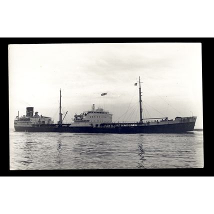 TA0832 - British Oil Tanker - San Fabian - postcard