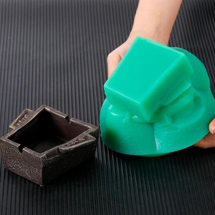 BBDINO Silicone Mold Making Kit, Super Elastic Jade Green Silicone, 1Gallon/140.