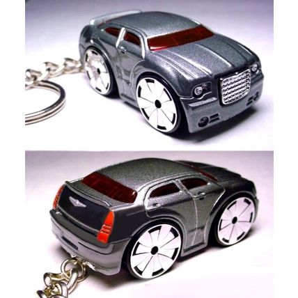 HTF RARE KEYCHAIN GRAY CHRYSLER 300C CARICATURE CUSTOM Ltd Ed GREAT GIFT