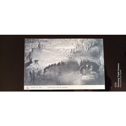 Grotte de Han. Entree de la Salle des Draperies UNC