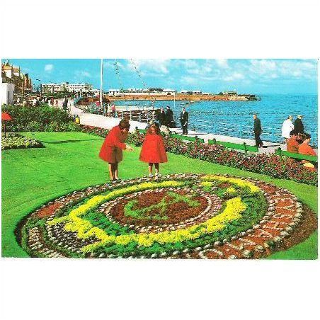 Morecambe - Promenade & Gardens - Colourmaster postcard c.1970s